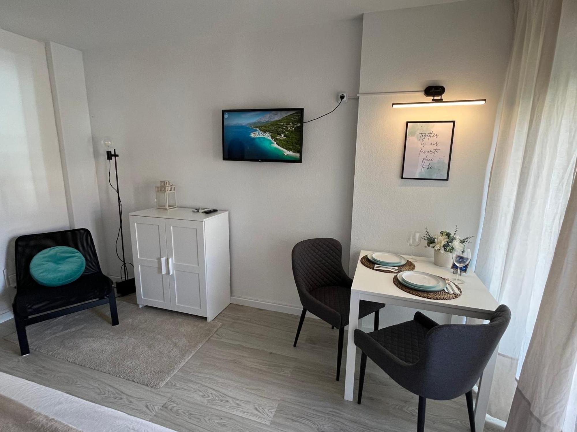 Coastal Feeling, Sea Views & Pools Apt Hercules Benalmadena Ngoại thất bức ảnh